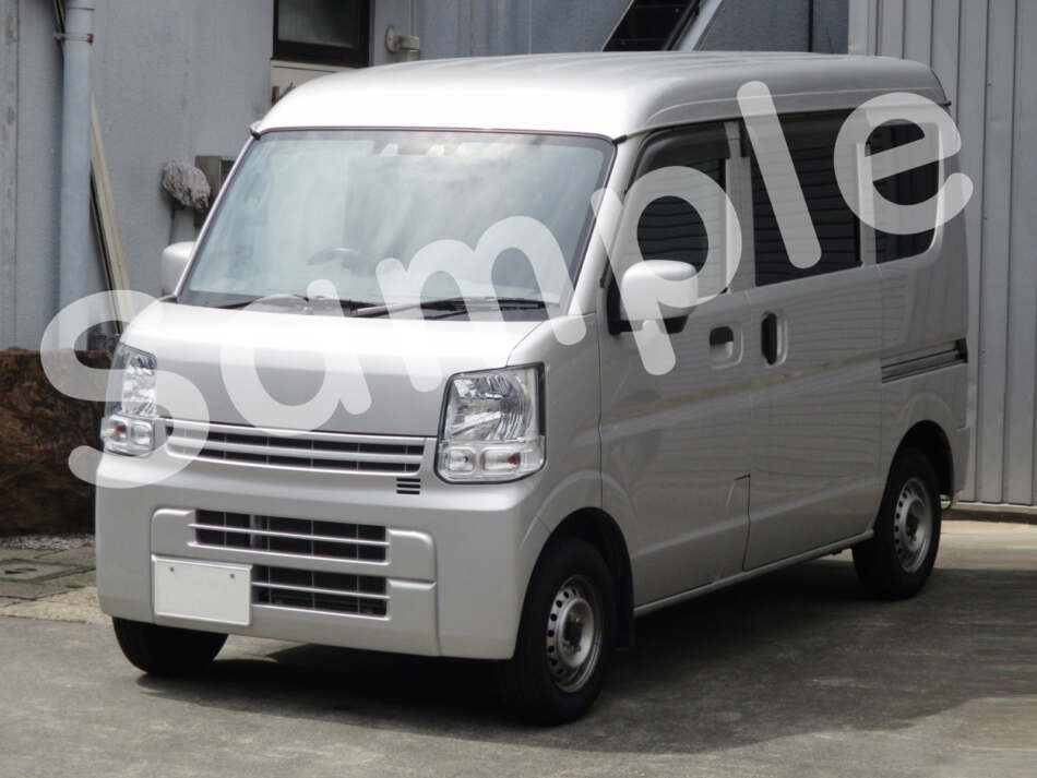 #6サンプル投稿 車種名 グレード 排気量 年式 装備ドラレコ前後 7インチナビ